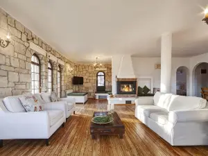 Vinifera Vineyards Hotel