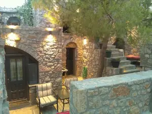 Avgonima Chios Spitakia Cottages