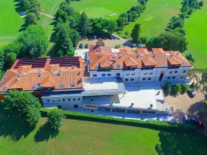 Oca Palacio de La Llorea Hotel & Spa