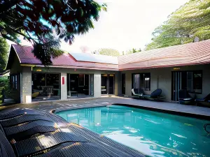 Tropical Beach Boutique Guesthouse
