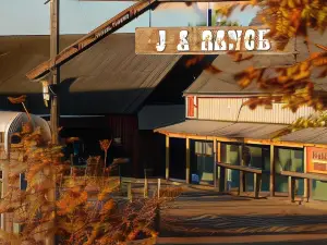 J A Ranch Bed & Breakfast
