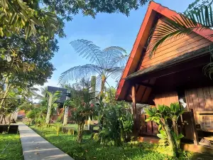 Tetebatu Valley Bungalows