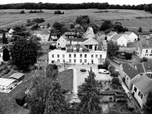 Logis Hôtel & Restaurant Chateau de la Marjolaine