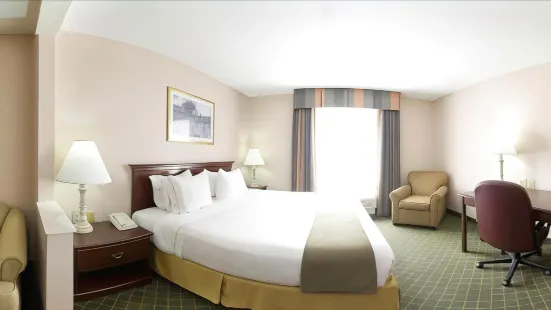 Holiday Inn Express & Suites Livingston