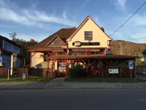 格萊瑪布蘭斯科旅館