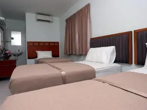 Hotel Rembia