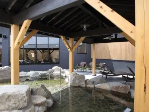 新地格拉多酒店