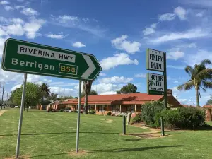 The Finley Palm Motor Inn