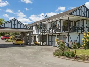 Kingswood Manor Motel