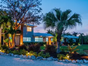 Seascape Resort & Marina