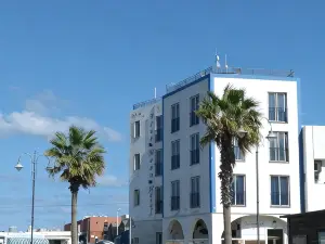 Blue Moon Hotel