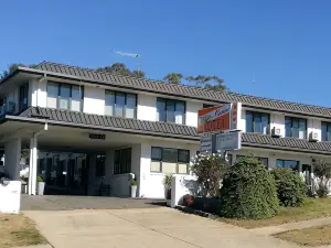 White Manor Motel