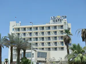 Adi Hotel