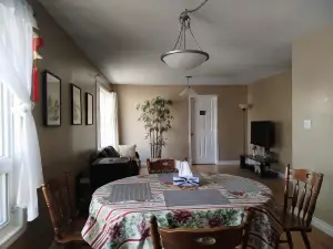 Jenny Guest House