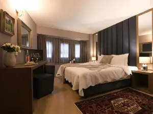 Plaza Hotel, Philian Hotels and Resorts