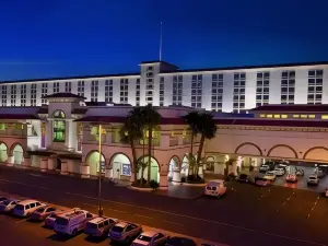 Gold Coast Hotel and Casino