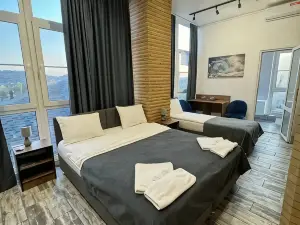 Chernaya Skala Guest House