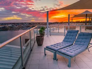 Wallaroo Marina Apartments