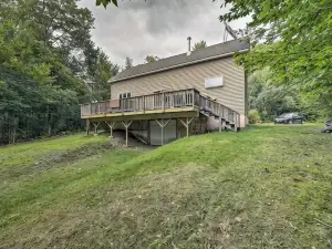 Lakefront Getaway with Kayak, Canoe, Boat and Dock.