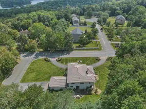 Spacious + beautiful 5-bedroom Mediterranean Villa in Monroe, NY.