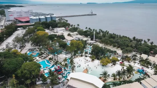 Villa Excellance Beach & Wavepool Resort
