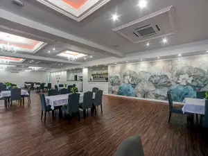 艾萊斯塔烏拉西亞博納酒店