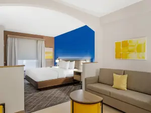 Comfort Suites