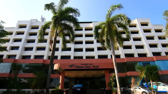 Wattana Park Hotel