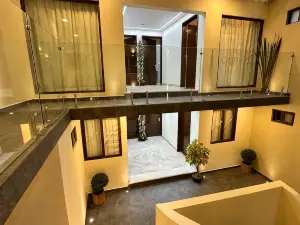 CORTZA Hotel