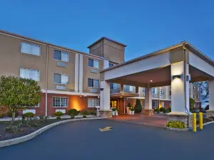 Holiday Inn Express & Suites WABASH by IHG