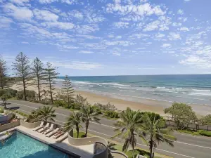 Clubb Coolum Beach Resort Sunshine Coast