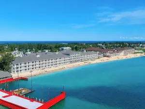 Hamilton Inn Select Beachfront Mackinaw City