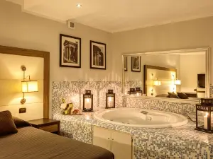 The Strand Hotel