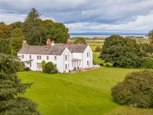 Cavens Country House, Dinner Inclusive!