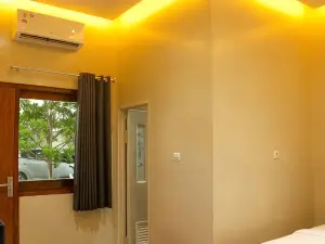 HP Residence RedPartner near Alun Alun Kediri