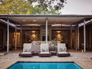 Bushveld Terrace Safari Hotel, Lodge & Spa