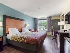 Econo Lodge Gallatin - Metro Nashville
