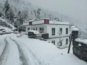 MAA Bhawani Hotel - Munsiyari