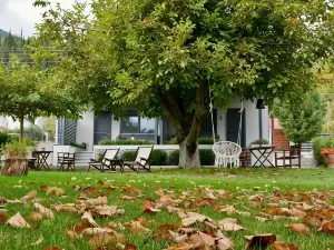 Bocca al Lupo Villas