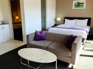 The Grand Motel