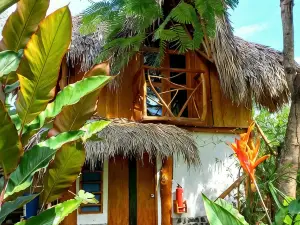 La Urraca Loca Hostel