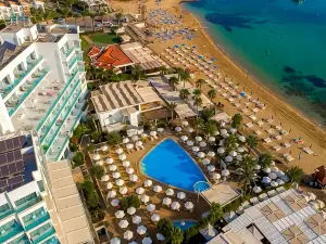 Vrissaki Beach Hotel