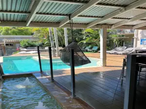Noosa Flashpackers