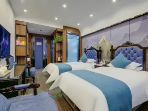 Tong Tong Hotel Chain (Dengzhou Hotel)