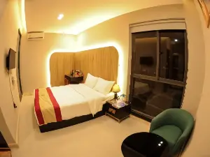Lahona Hotel
