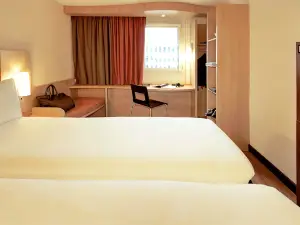 Ibis Lisboa Jose Malhoa