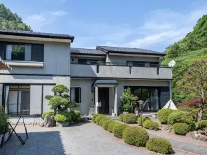 Hotel Takao Asile