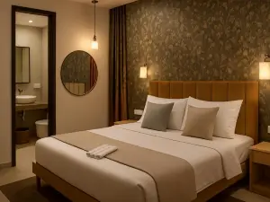 Roomquet Comfort Inn