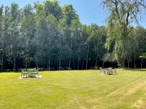 查頓公園酒店（限成人）