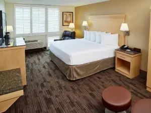 Livinn Hotel St Paul East / Maplewood